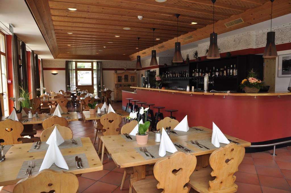 Hotel Aurora Ardez Ristorante foto